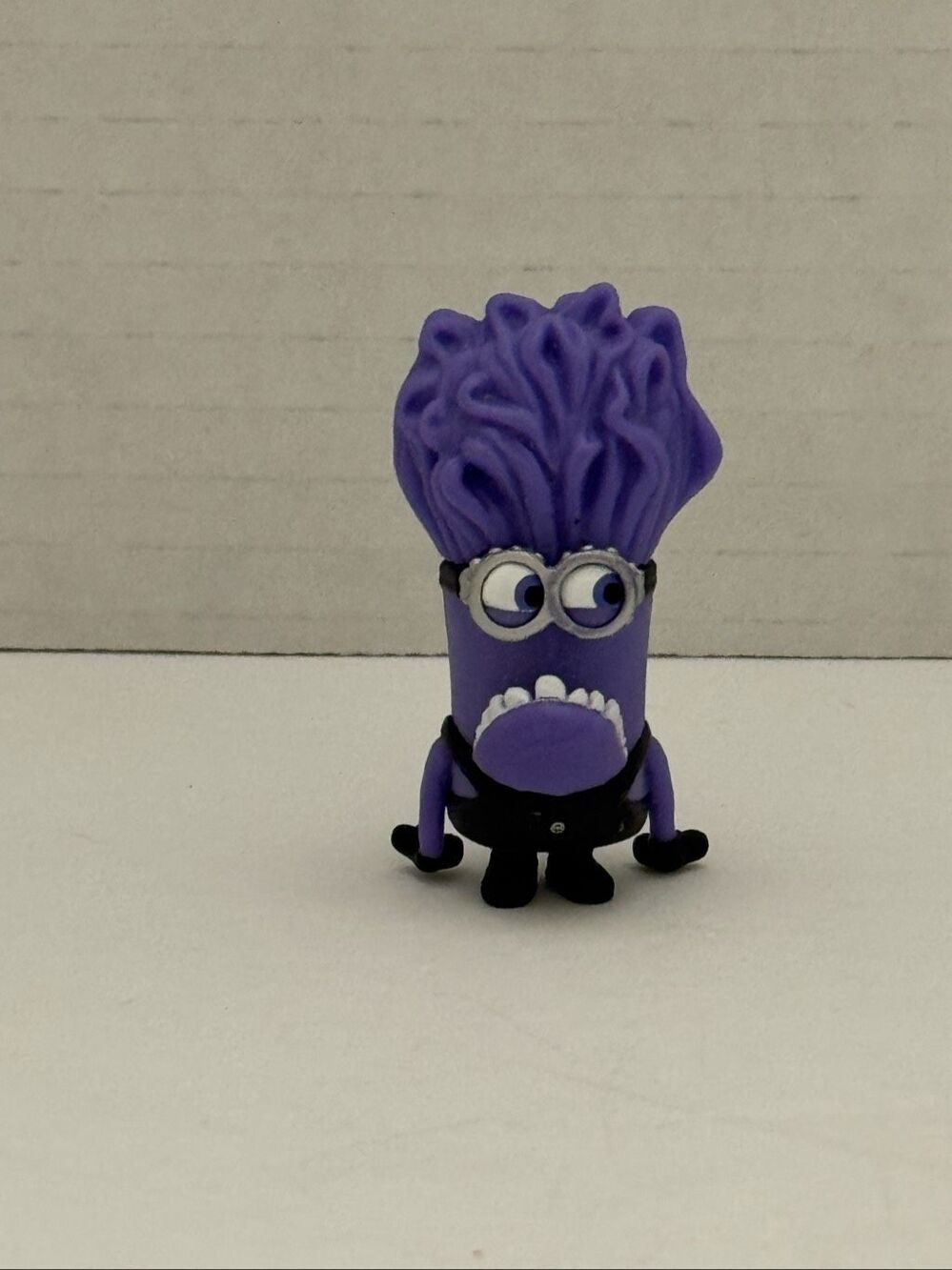 Despicable Me 2 Purple Evil Minion Vinyl Action Figure